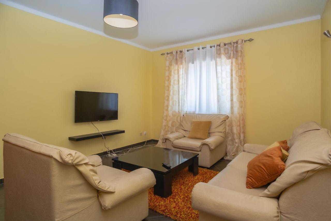 Hamall Host Alvor Bagian luar foto